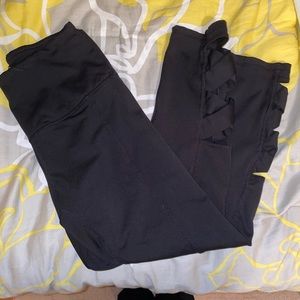 Gaiam 7/8 crisscross yoga leggings